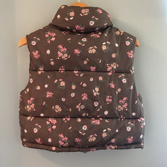 Aeropostale Cropped Puffy Vest - Size S - NWT - Picture 5 of 6